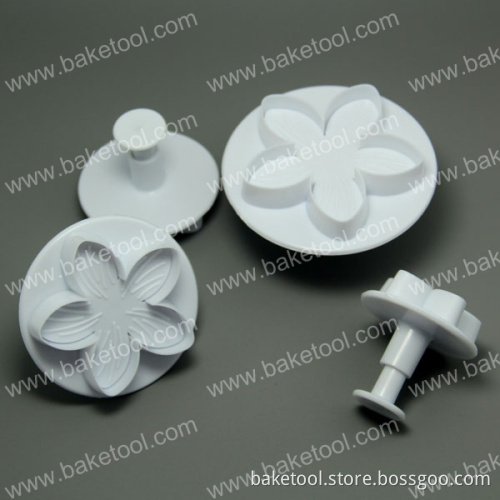 4pcs Plastic Different Flowers Shape Cake Plunger Cutter for Cake Decoration